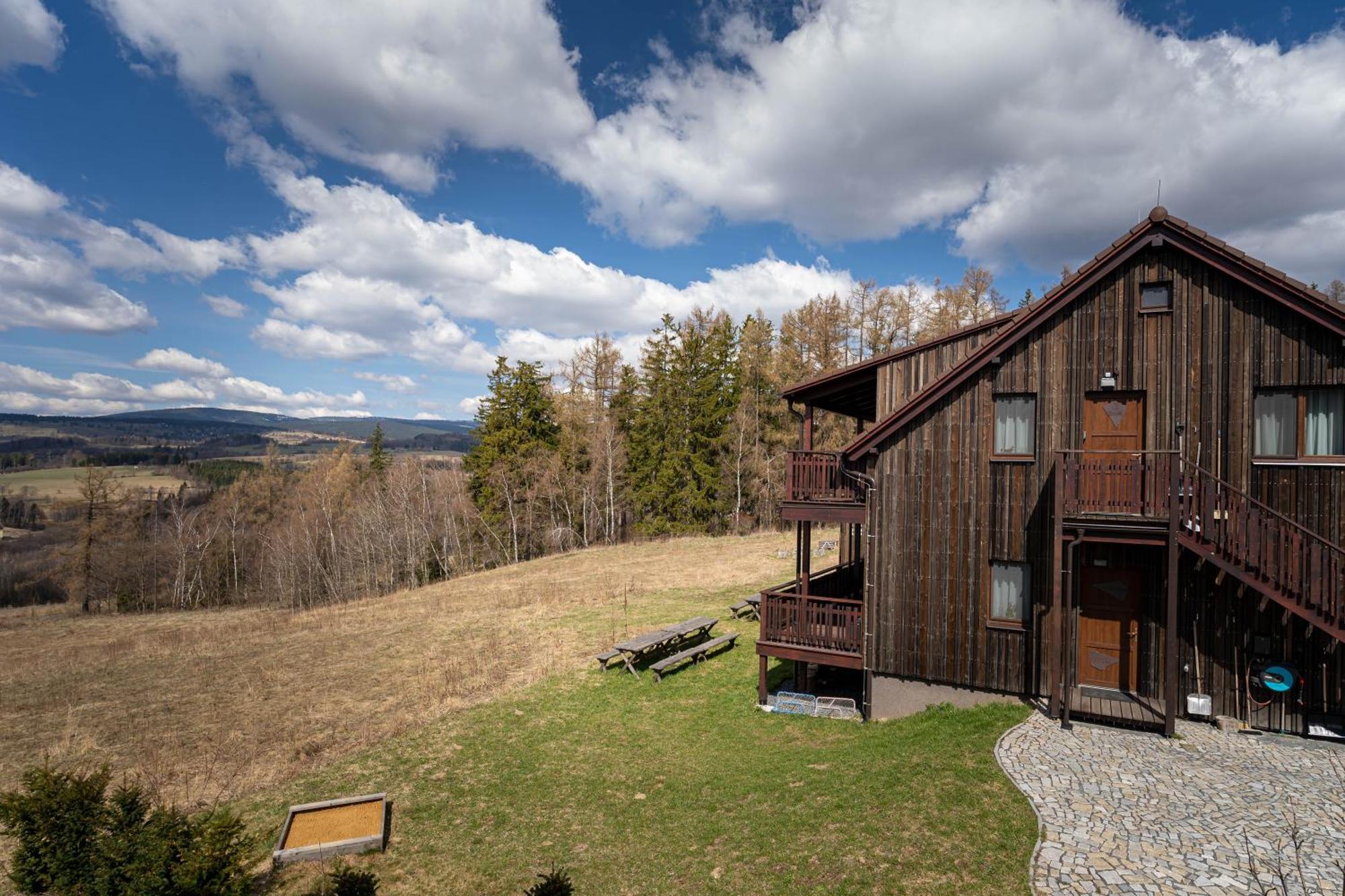 Apartmany Modrinova Archa S Privatni Saunou Vaclavov u Bruntalu 外观 照片